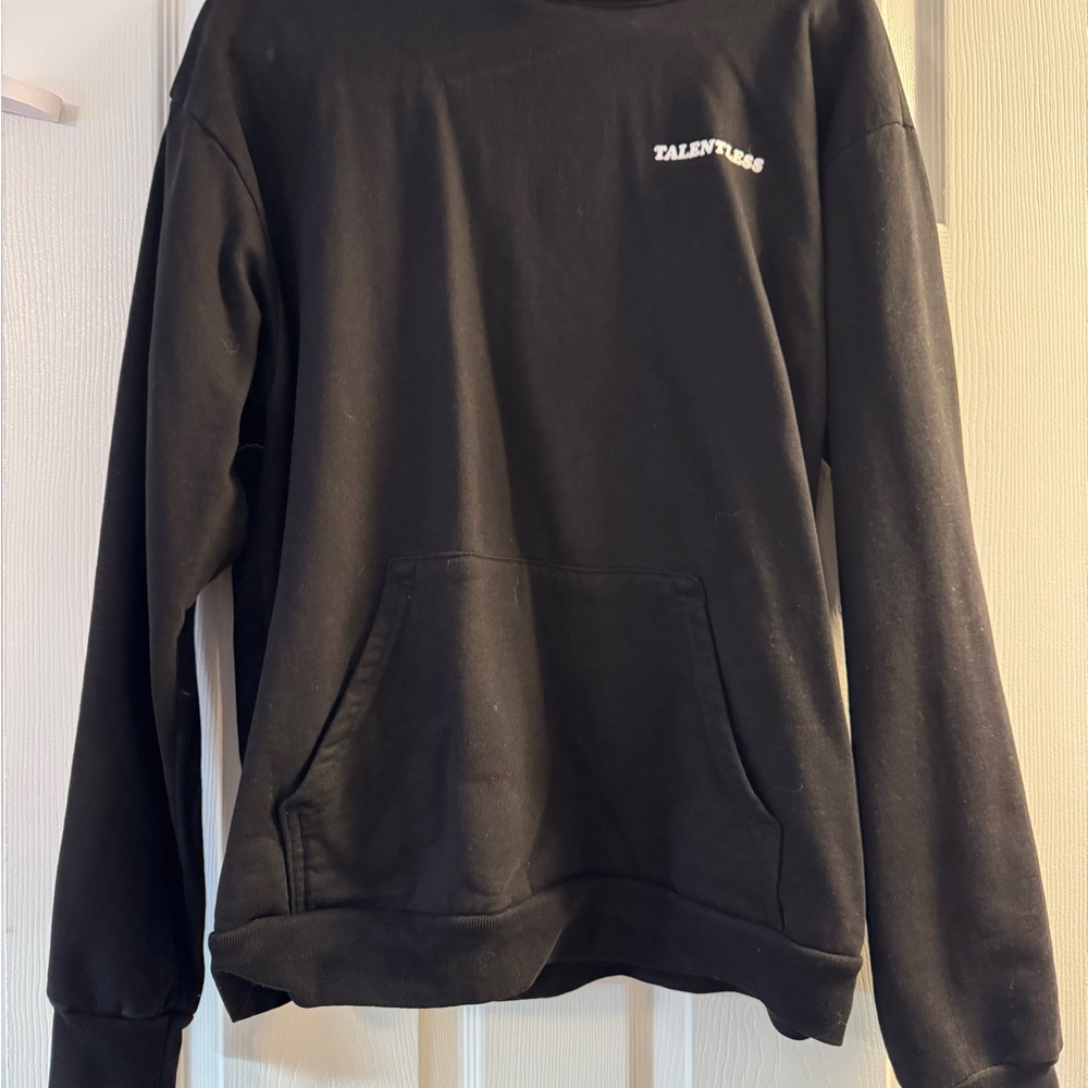 TALENTLESS Classic Black Pullover